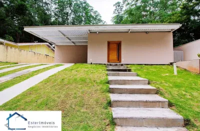 Casa de Luxo em Condomínio: 4 quartos, 4 suítes, 2 salas, 5 banheiros, 4 vagas, 361 m² em Cajamar-SP, bairro Capital Ville.