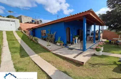 Imperdível: Casa à venda em Jarinu-SP, Maracanã. 3 quartos, 1 suíte, 2 salas, 4 vagas, 166,10m².