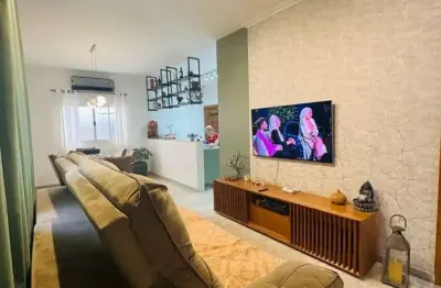 Casa para locação em Cajamar-SP, bairro Portais (Póvilho): 3 quartos, 1 suíte, 1 sala, 2 banheiros, 2 vagas, 100m². Aproveite!