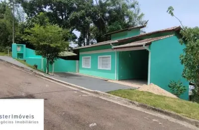 CASA OPORTUNIDADE EM JORDANESIA EM CONDOMINIO FECHADO R$890.000.00.  A/C 360M²  A/T1.900m²