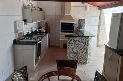 Casa com 3 quartos à venda na Rua Doutor Guimarães, 1288, Vila Casa Branca, Botucatu