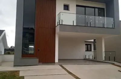 Casa alto padrão à venda no Condomínio Reserva da Serra em Jundiaí - SP.  R$3.800.000.00