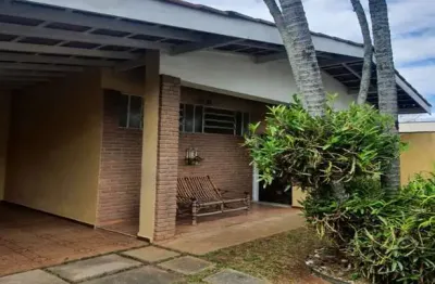 Casa terrea venda jundiai rua pubrica 3 dormitorios 250m² a/t     r$550.000.00