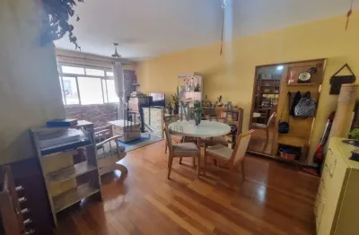 Apartamento à venda no centro de campinas-sp: 2 quartos, 2 banheiros e 74,00 m² de área!