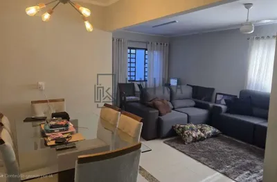 Casa em condomínio fechado com 3 quartos à venda na rua pascoal de luca, jardim são pedro, campinas por r$ 710.000