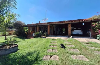 Imperdível! chácara em condomínio à venda em campinas-sp, village campinas, 2 quartos, 1 suíte, 2 salas, 3 banheiros, 6 vagas, 234m².