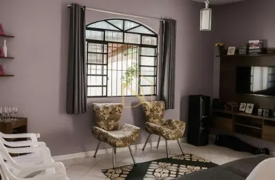 -casa térrea  -2 dormitórios - 187 m² - vila tesouro