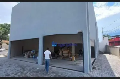 Barracão / Galpão / Depósito para alugar na Alameda das Gralhas, 38, Cabral, Contagem