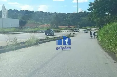 Galpão com 3.000 m² mais pátio às margens da rodovia mg 424 em vespasiano/mg