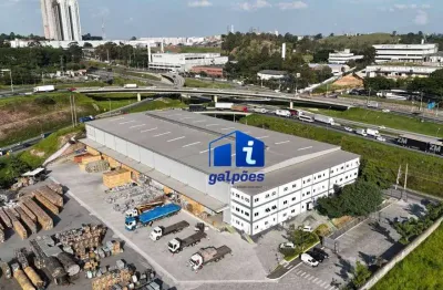 Galpão logístico com 7.600 m² com grande pátio e 24 docas na régis bittencourt em embu das artes- sp