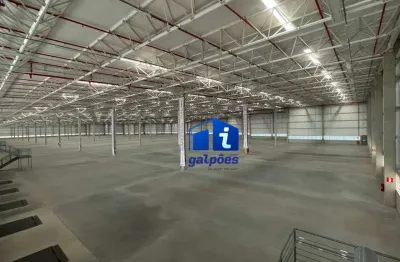 Barracão / Galpão / Depósito para alugar na Estrada Marco Polo, 4646, Batistini, São Bernardo do Campo