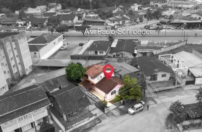 Casa à venda na Rua Genésio Eleotério, 46, Petrópolis, Joinville