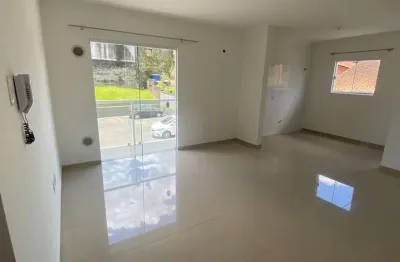 Apartamento para Locação em Joinville, Bom Retiro, 2 dormitórios, 1 banheiro, 1 vaga