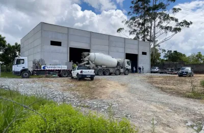 Galpão para Locação em Araquari, Areias Pequenas, 2 banheiros