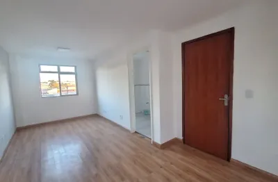 Apartamento com 3 quartos para alugar na Rua Desembargador Vieira Cavalcanti, São Francisco, Curitiba