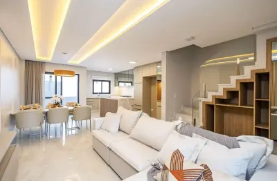 Sobrado para Venda em Curitiba, Água Verde, 3 dormitórios, 1 suíte, 4 banheiros, 2 vagas