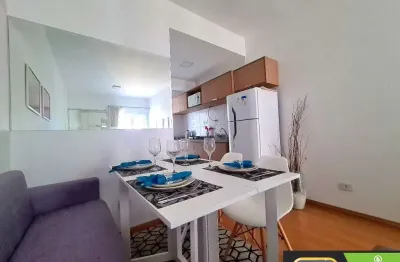 Apartamento bem mobiliado, condomínio clube, centro.
