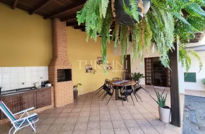 Casa com 4 quartos à venda no Parque Jardim Europa, Bauru 