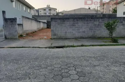 Terreno à venda no Areias, São José 