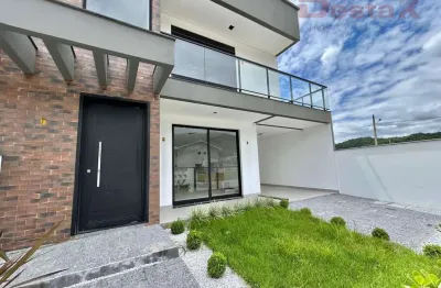 Casa com 3 quartos à venda no Forquilhas, São José 