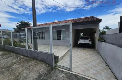 Casa com 3 quartos à venda no Barreiros, São José 
