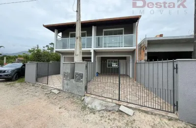 Casa com 2 quartos à venda em Encruzilhada, Biguaçu 