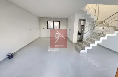Sobrado no santa cãndida novo 92m²priv. 2 vagas quintal r$530.000,00