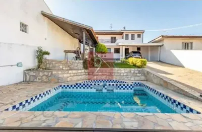 Sobrado barreirinha com piscina 3 quartos 256m² r$1.350000,00