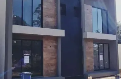 Condomínio fechado, bosque na cidade satélite, 3 suites, lindo projeto.