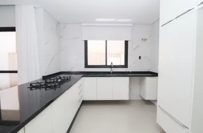 Casa com 4 quartos à venda na Rua Júlio Zandoná, 883, Alto Boqueirão, Curitiba