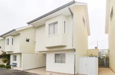 Casa em condomínio fechado com 3 quartos à venda na Rua Sargento Carlos Argemiro de Camargo, 55, Uberaba, Curitiba