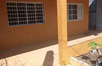 Casa para venda em itanhaém, nova itanhaém, 2 dormitórios, 1 suíte, 3 banheiros