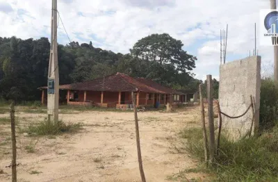Chácara á terminar em mairinque - sp, aceito carro como forma de pagamento, estudo proposta, aceito parcelas e permutas localizado no 68,5 km da caste