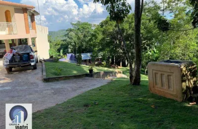 Casa são 2 suítes,sala de janta,sala de esta,cozinha,mais área de lazer de 150m área total mais ou menos 350m parte de baixo da casa  2 suítes salão d