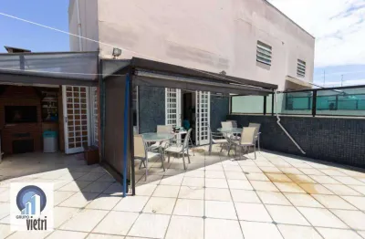 3 dormitórios (1 suíte do casal), quarto empregada, despensa, sala estar, jantar embaixo + 1 banheiro. parte superior: sala de estar, barzinho, outro