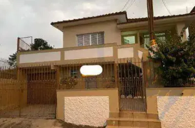 Imovel para renda  3 casas: 1. 2 quartos, 1 banheiro, cozinha, varanda, sala lavanderia 2. 2 quartos, 1 banheiro, sala, cozinha, lavanderia 3. 1 quart