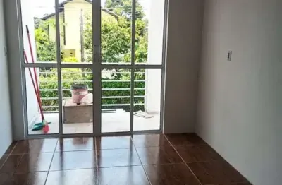 Sobrado à venda 3 quartos, 1 vaga, 368m², são joão do rio vermelho, florianópolis - sc