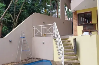 Casa sobrado locação no condomínio tarumã santana de parnaíba