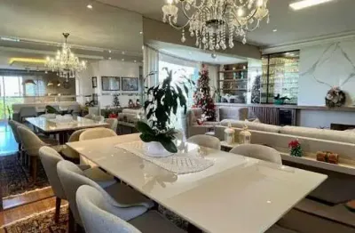 Apartamento finamente decorado com 3 suítes no ecoville!!!