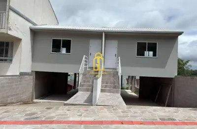 Casa com 2 quartos à venda no Desvio Rizzo, Caxias do Sul 
