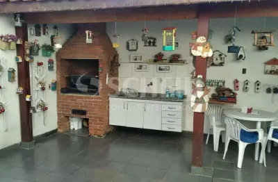 Sobrado com três dormitórios na região do jardim prudência !!