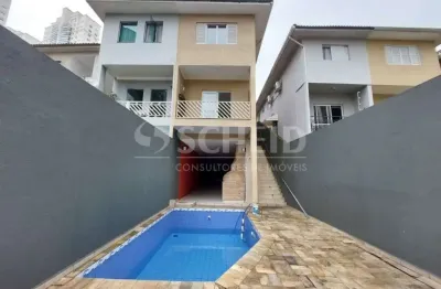 Sobrado 4 dorms (1 suíte) com piscina, em ótima localização, no alto da boa vista