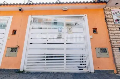 Casa com 3 quartos à venda na Rua Jaime Rodrigues, --, Jardim Sabará, São Paulo