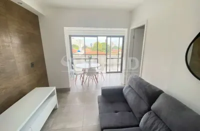 Apartamento de 66m² sendo 1 suíte, mobiliado e com vaga para locação, no campo belo