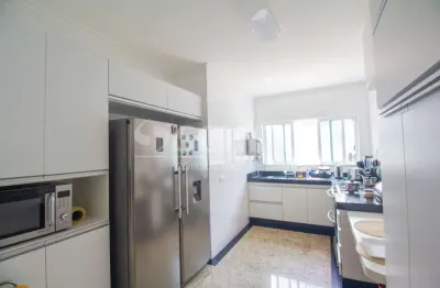 Casa com 4 quartos à venda na Rua Doutor Enéas Ferraz, --, Jardim Prudência, São Paulo