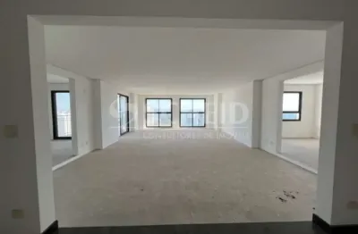 Apartamento a venda no jardim marajoara , com 370m² . 04 quartos sendo 4 suítes .5 vagas .
