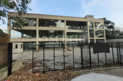 Prédio comercial em 3 pavimentos todo de vidro, ótima localização na zona sul