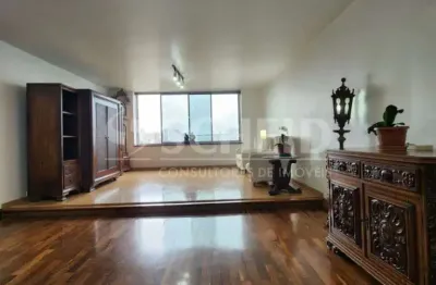 Maravilhoso apartamento no  alto da boa vista com 4 quartos 1 suíte e 3 vagas de garagem.