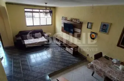 Casa no bairro campo grande, 157m2, 3 quartos, sendo 1 suite, 2 salas, cozinha, edícula e 2 vagas.