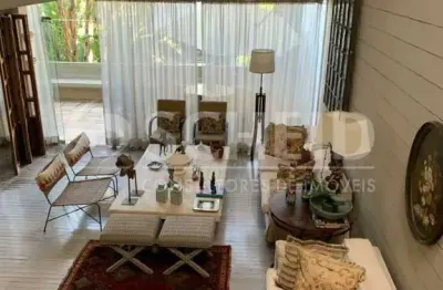 Sobrado com 340m² e  3 suítes à venda no campo belo